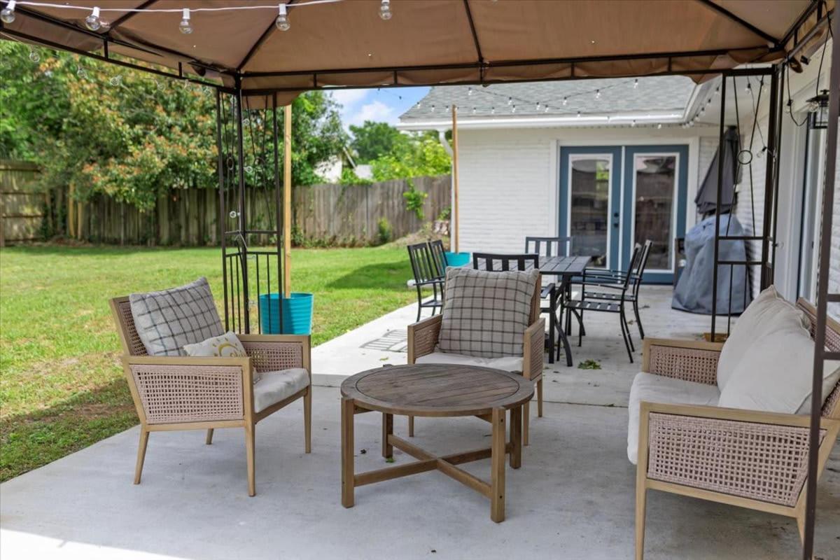 Ranch Home Gem 5Br Home Sleeps 12 With Game Room Gulfport Eksteriør billede
