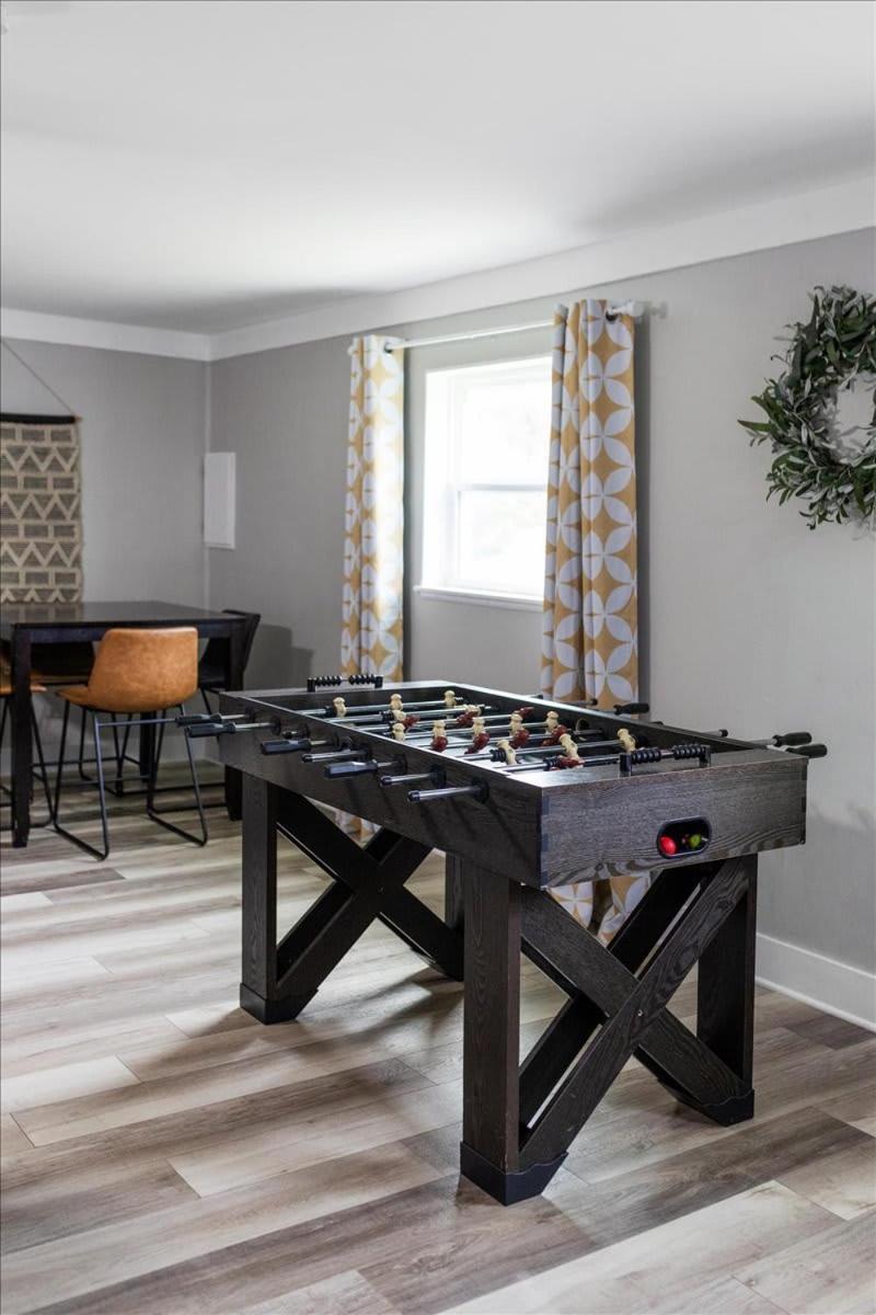 Ranch Home Gem 5Br Home Sleeps 12 With Game Room Gulfport Eksteriør billede