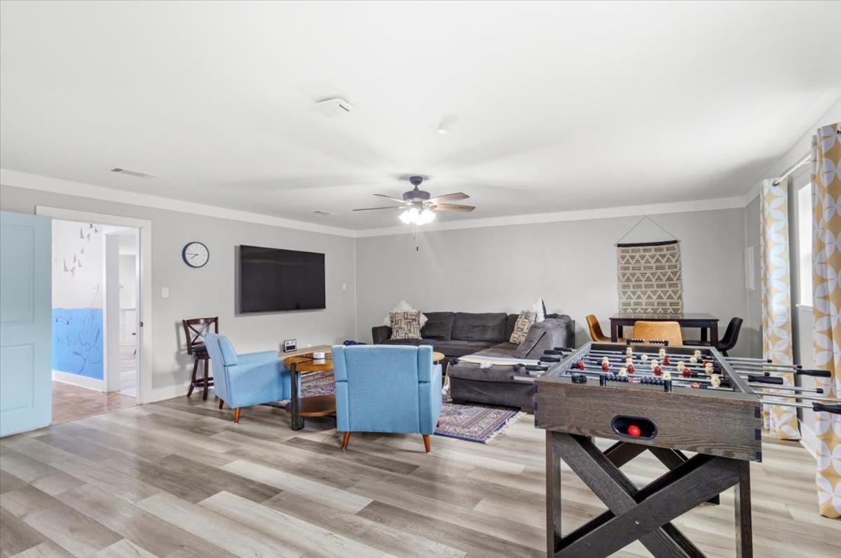 Ranch Home Gem 5Br Home Sleeps 12 With Game Room Gulfport Eksteriør billede