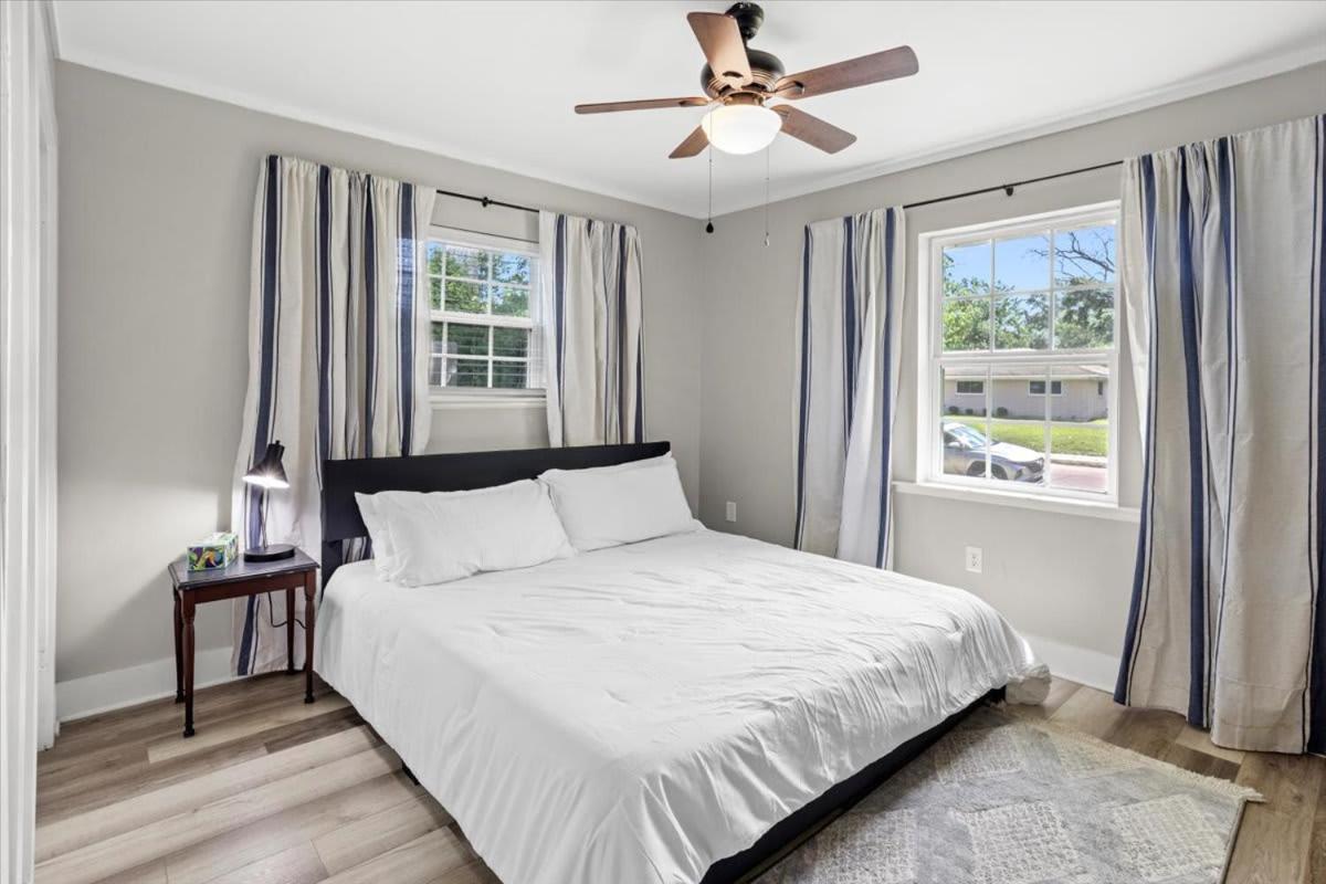 Ranch Home Gem 5Br Home Sleeps 12 With Game Room Gulfport Eksteriør billede