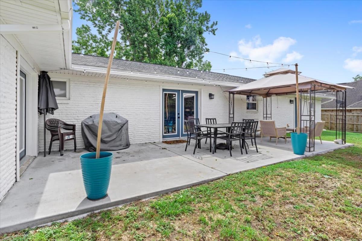 Ranch Home Gem 5Br Home Sleeps 12 With Game Room Gulfport Eksteriør billede