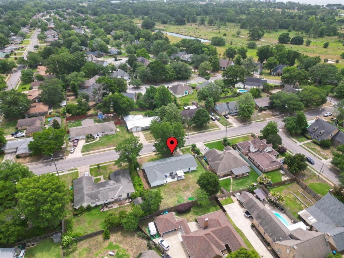Ranch Home Gem 5Br Home Sleeps 12 With Game Room Gulfport Eksteriør billede